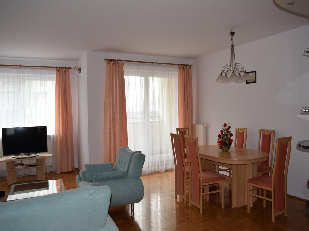 Dgm Apartment Varsovia Exterior foto