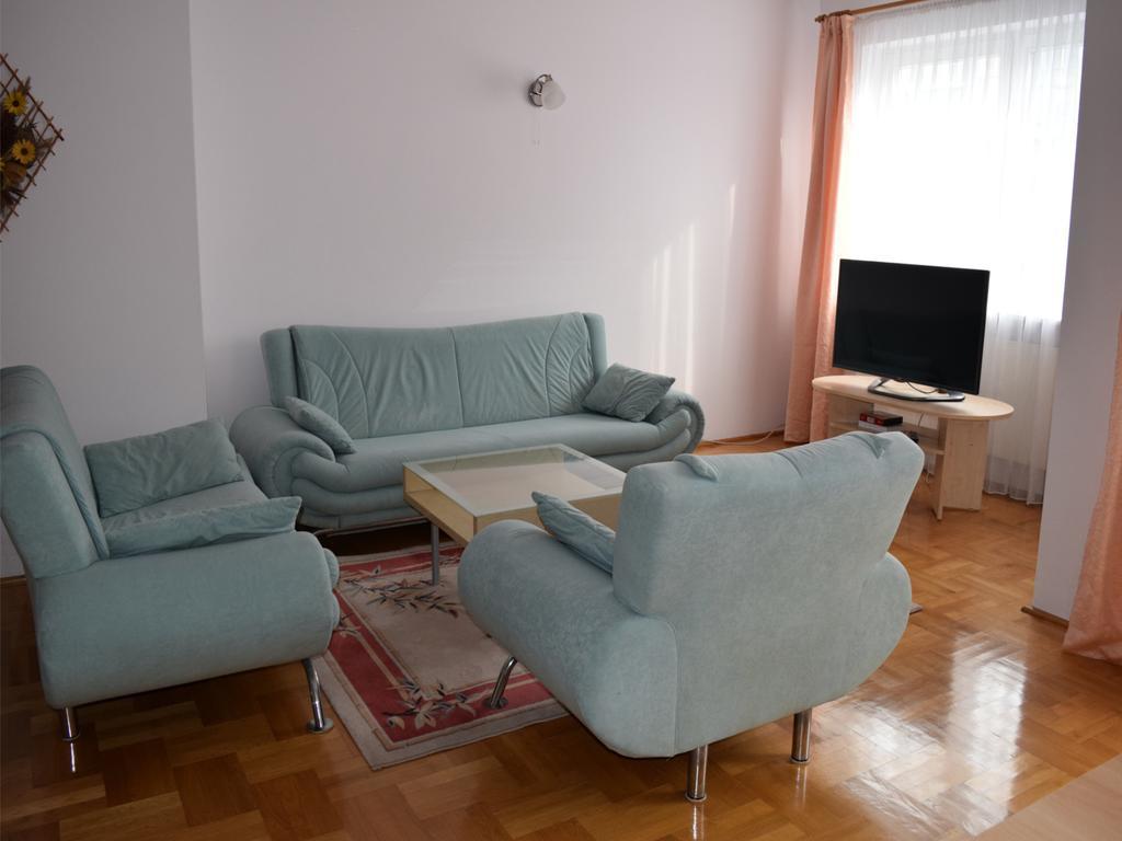 Dgm Apartment Varsovia Exterior foto
